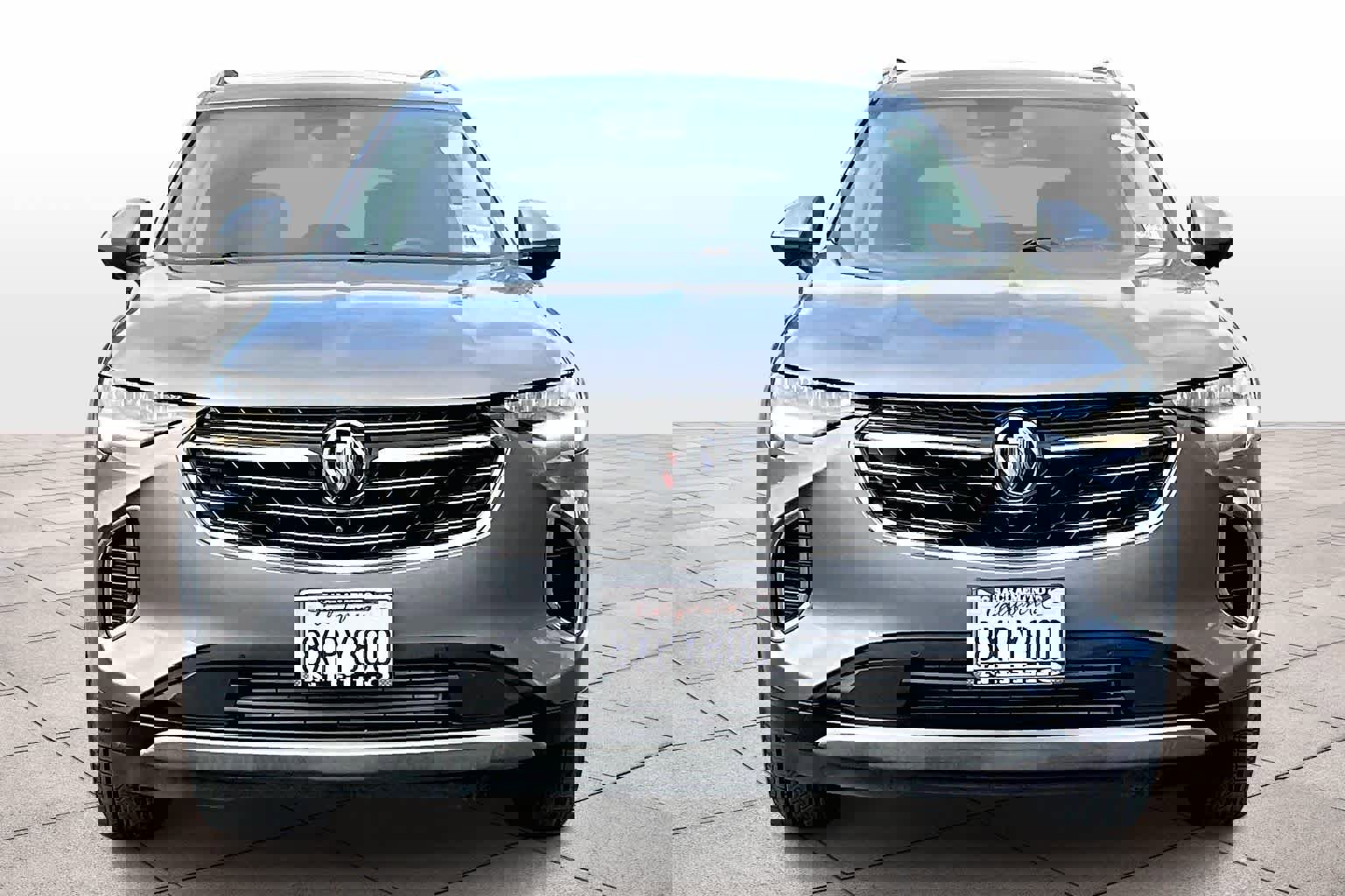 Used 2021 Buick Envision Essence w/ Technology Package I image 3