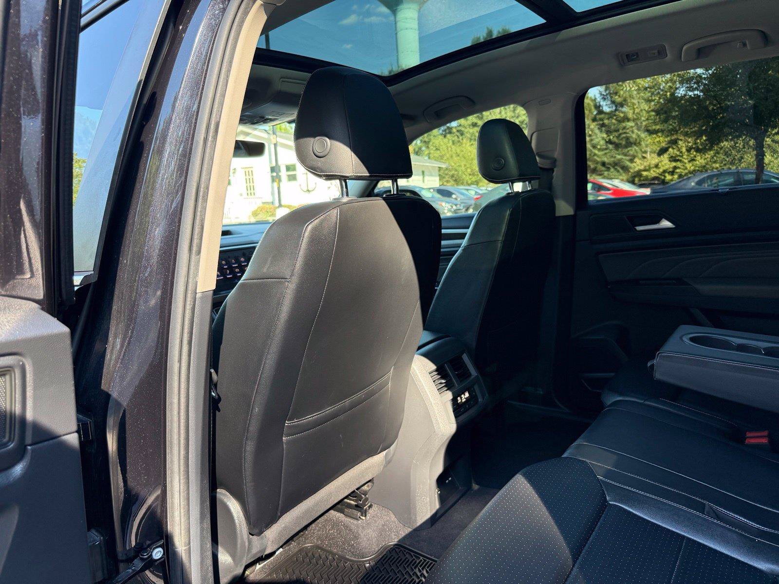 Used 2021 Volkswagen Atlas SE FWD image 30
