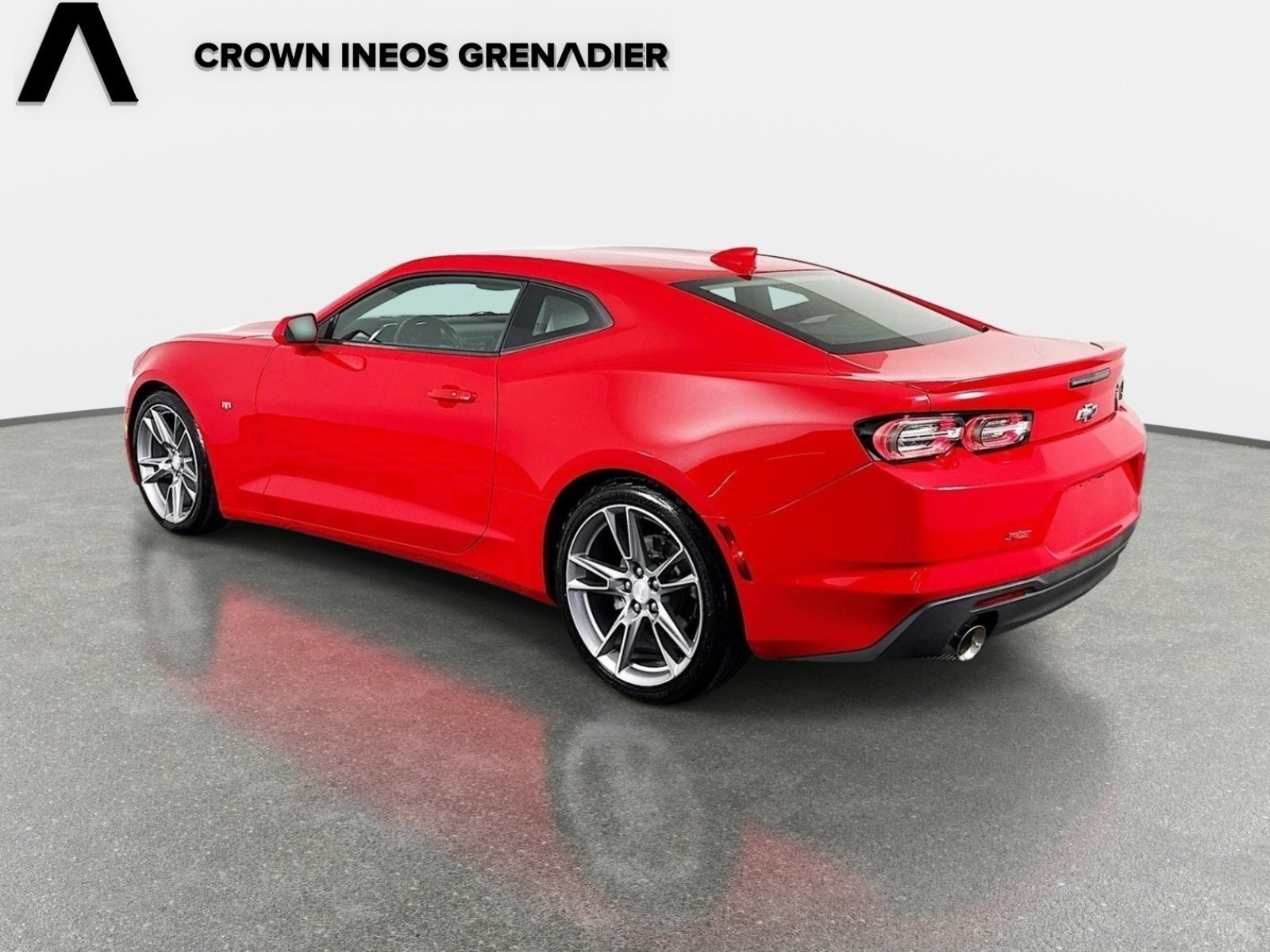Used 2021 Chevrolet Camaro LT w/ RS Package RWD image 6