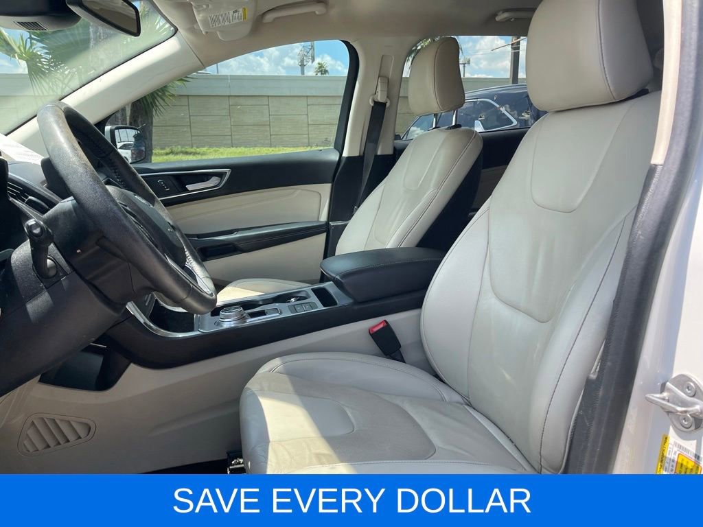 Used 2021 Ford Edge Titanium FWD image 13