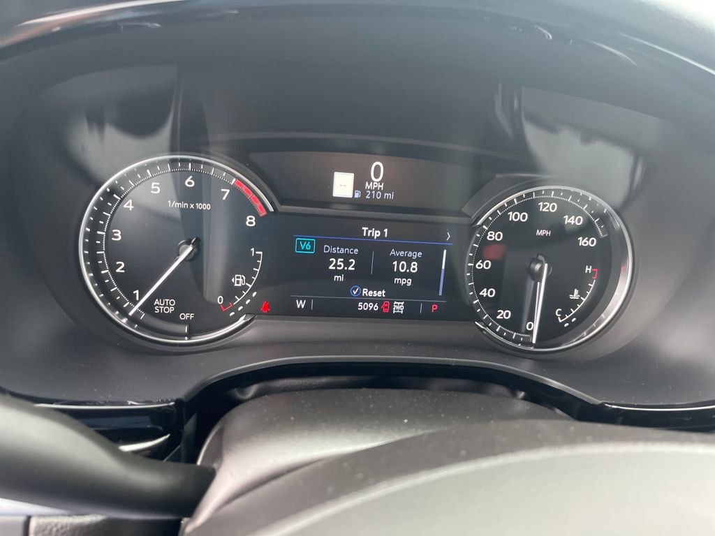 Used 2024 Cadillac XT6 Premium Luxury image 9