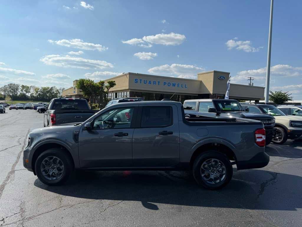 New 2025 Ford Maverick XLT w/ Equipment Group 301A image 26