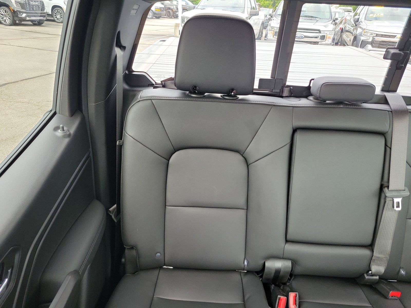 Used 2026 GMC Canyon Elevation w/ Convenience Package AWD/4WD image 10