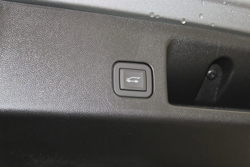 New 2026 Chevrolet Equinox EV RS w/ Active Safety Package 3 image 39