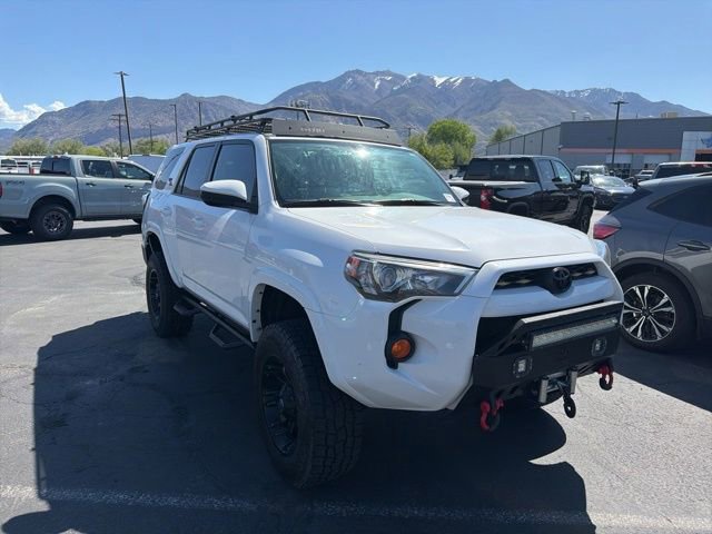Used 2016 Toyota 4Runner SR5 AWD/4WD image 7