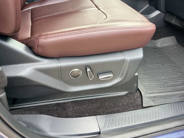 Used 2023 Ford Expedition Limited RWD image 32
