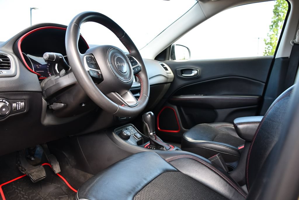 Used 2021 Jeep Compass Trailhawk AWD/4WD image 18
