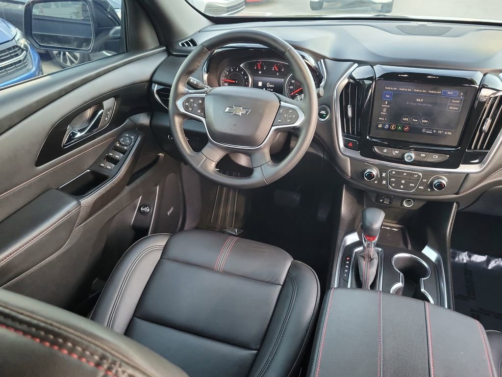 Used 2023 Chevrolet Traverse RS image 10