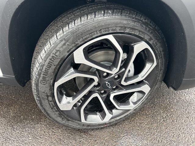 New 2026 Chevrolet Trax RS w/ Sunroof Package image 9