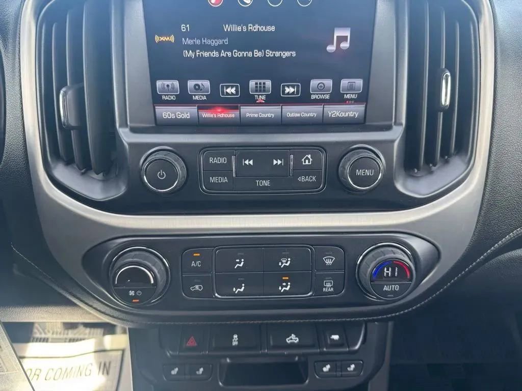 Used 2016 GMC Canyon SLT image 26