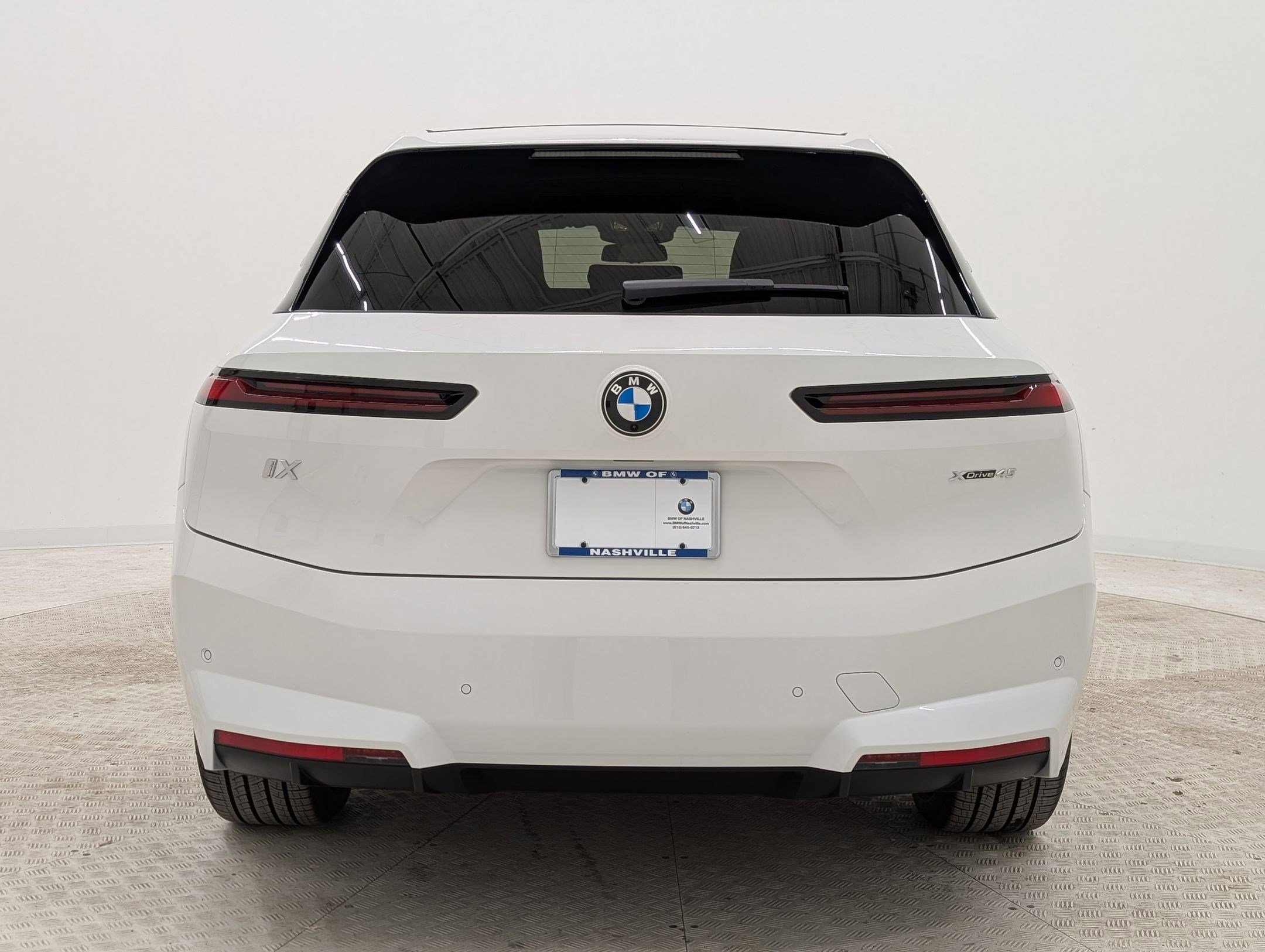 New 2026 BMW iX xDrive45 w/ Executive Package image 10