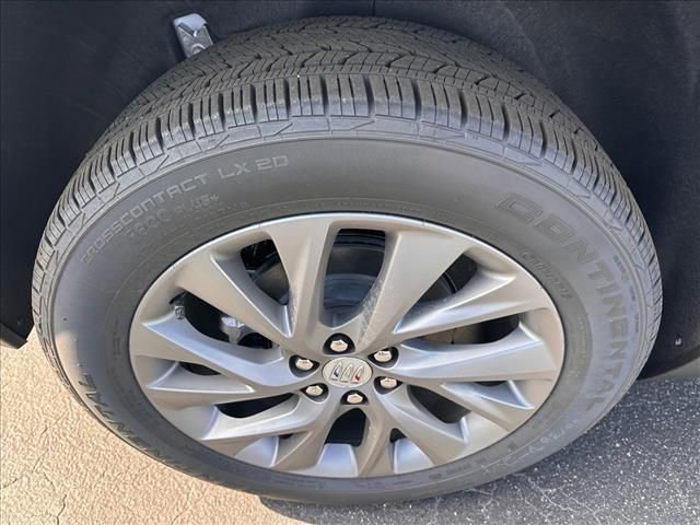 New 2026 Buick Enclave Preferred w/ Power Package image 13