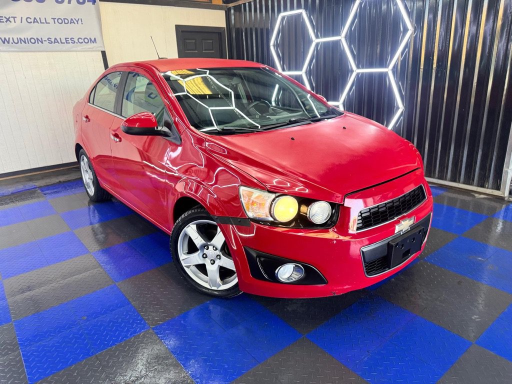 Used 2016 Chevrolet Sonic LTZ FWD image 9