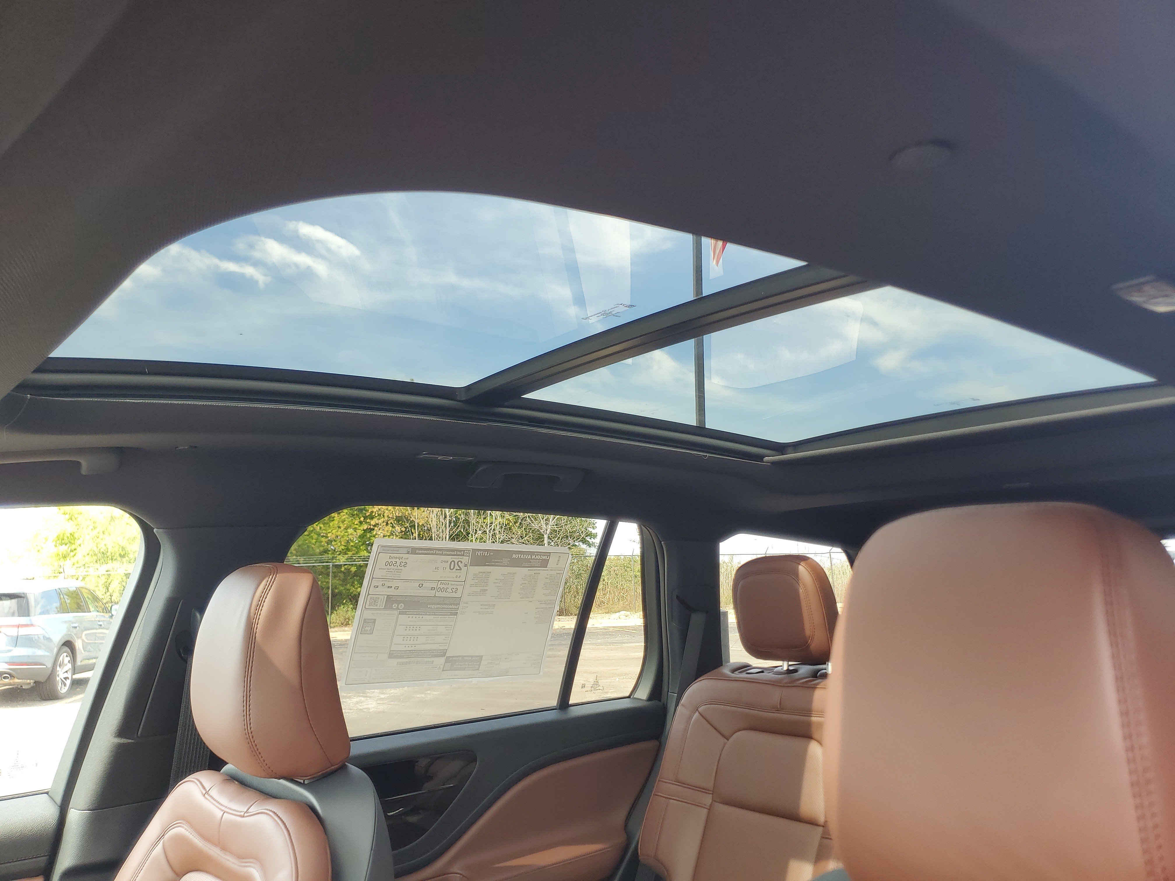 New 2027 Lincoln Aviator Reserve w/ Jet Appearance Package AWD/4WD image 10
