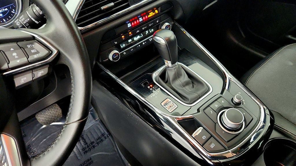 Used 2023 MAZDA CX-9 Touring Plus AWD/4WD image 18