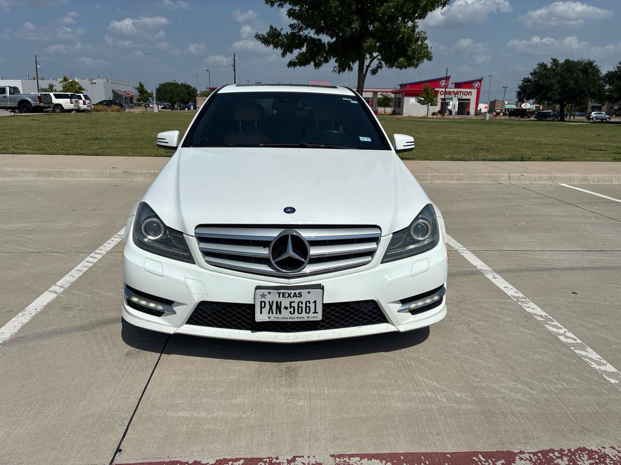 Used 2013 Mercedes-Benz C 300 4MATIC Sedan image 2