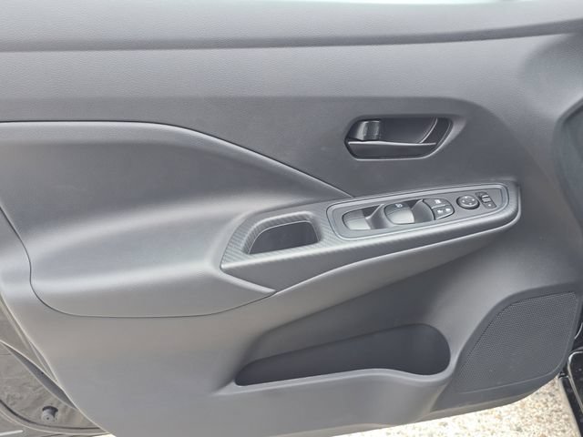 Used 2025 Nissan Versa S w/ Trunk Package FWD image 19