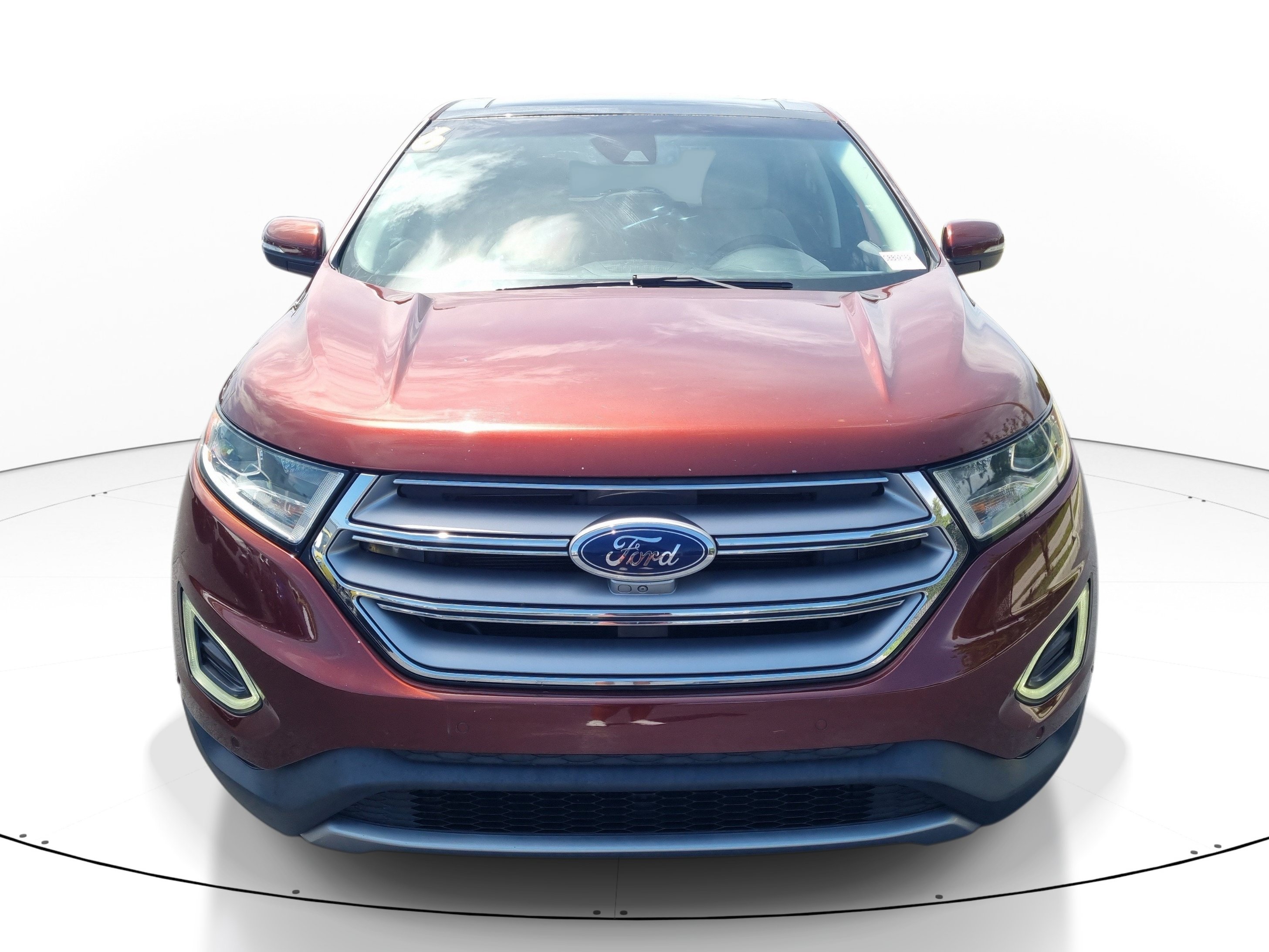 Used 2016 Ford Edge Titanium w/ Equipment Group 302A FWD image 2