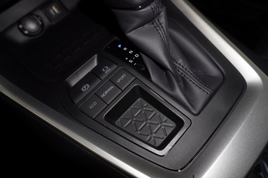 New 2025 Toyota RAV4 LE image 16