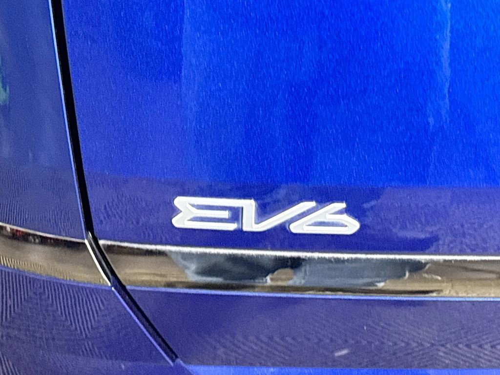 Certified 2022 Kia EV6 GT-Line w/ GT-Line Suede Seat Package AWD/4WD image 26