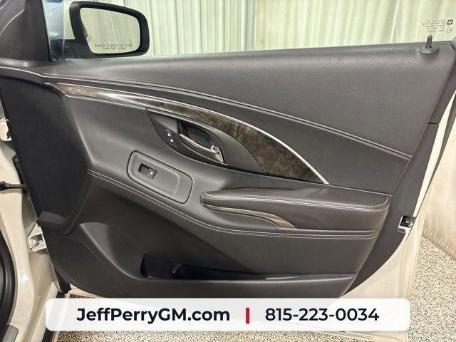 Used 2014 Buick LaCrosse Leather FWD image 23