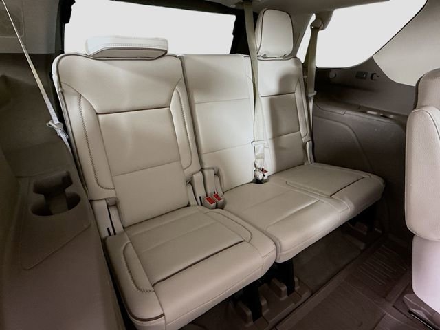 Used 2021 GMC Yukon Denali w/ Denali Premium Package image 27