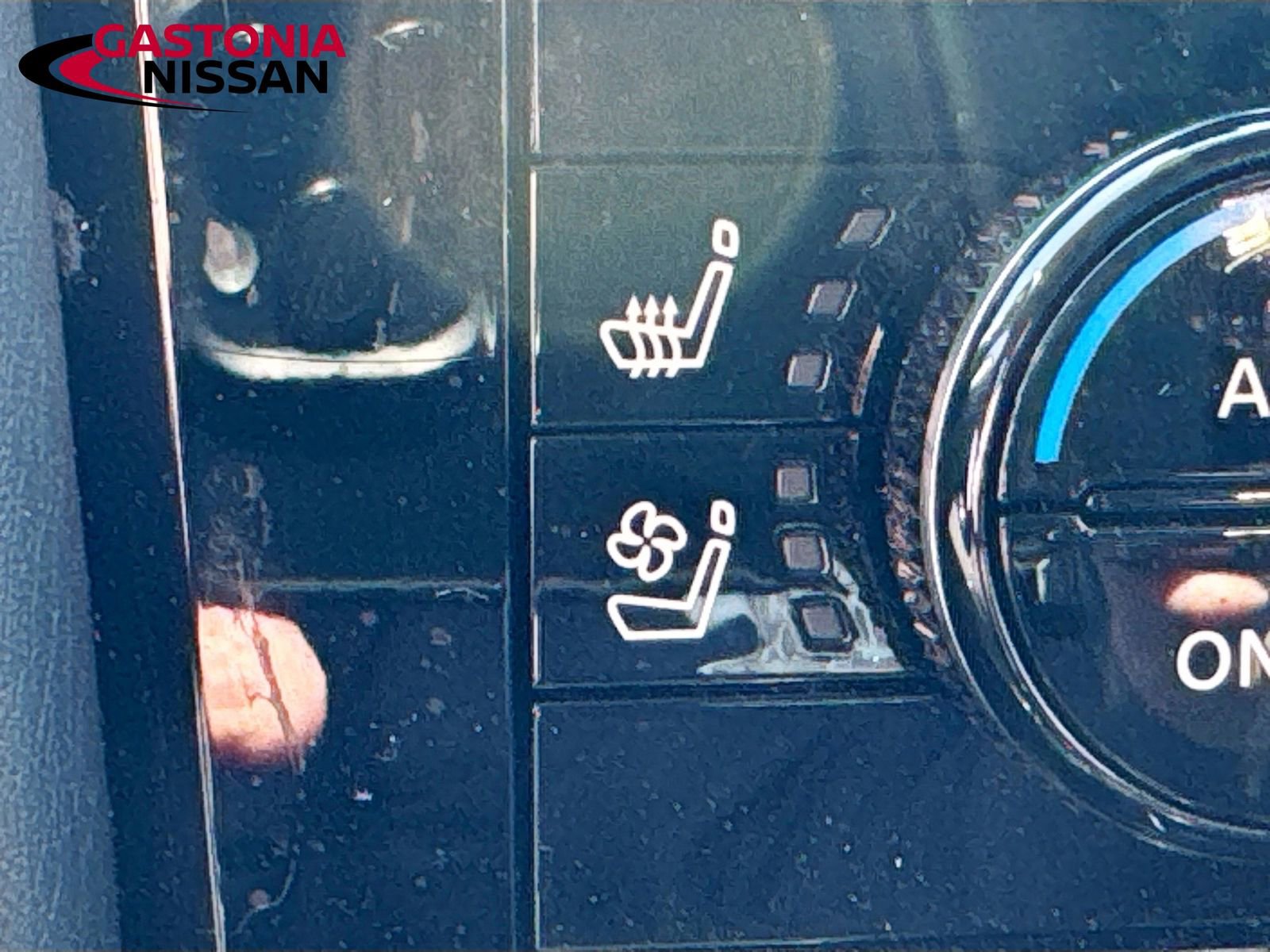 Used 2023 Nissan Armada Platinum w/ Captain's Chairs Package image 26