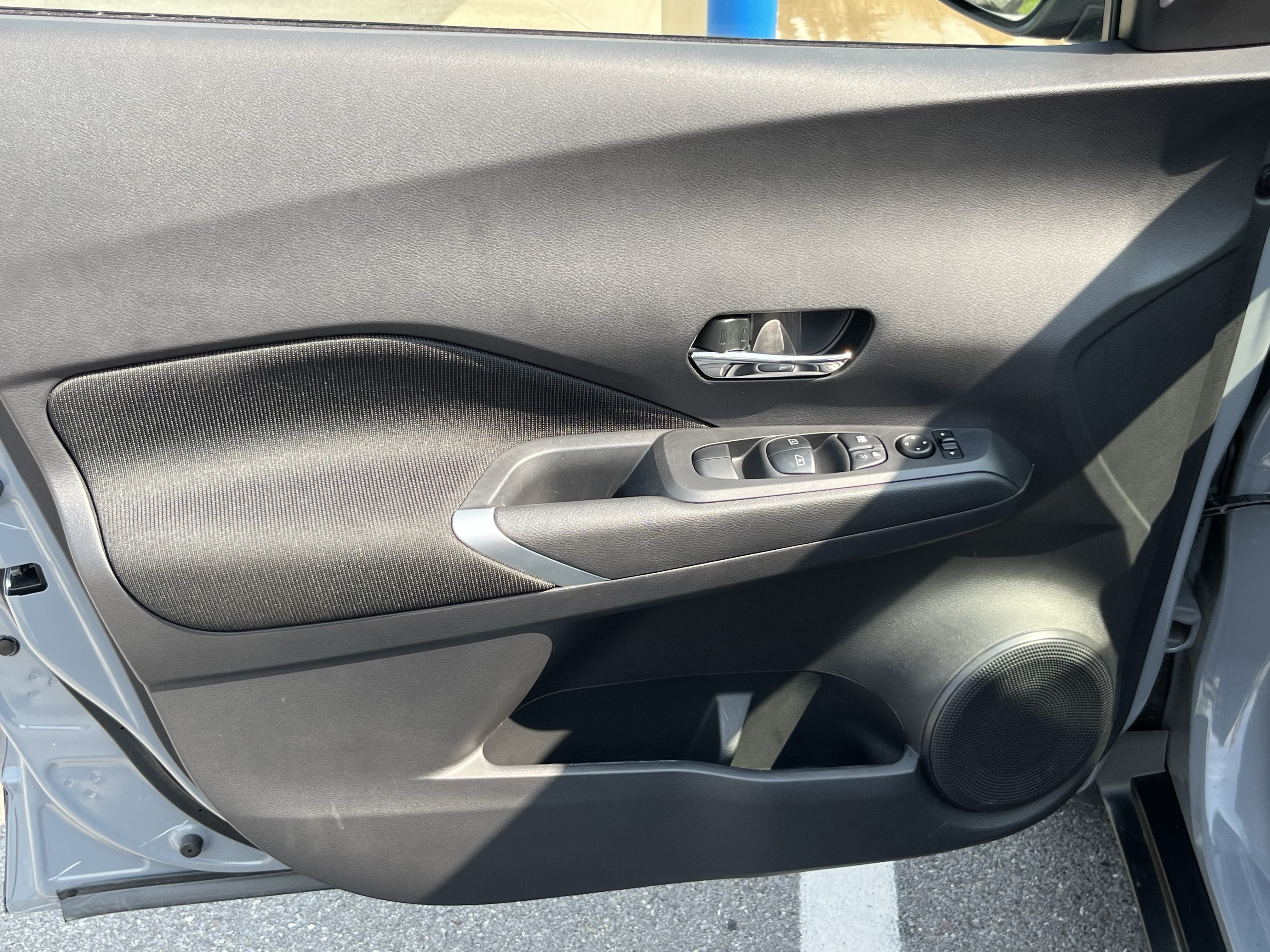 Used 2024 Nissan Kicks SV FWD image 21