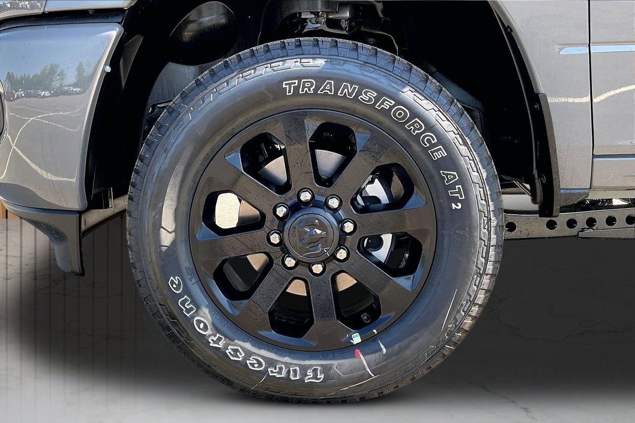 New 2026 RAM 2500 Big Horn AWD/4WD image 32