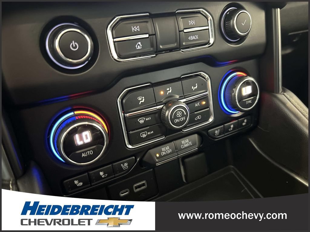 Used 2021 Chevrolet Tahoe Premier w/ Premium Package AWD/4WD image 24