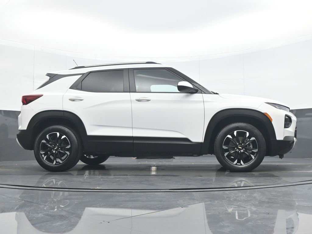 Used 2023 Chevrolet TrailBlazer LT FWD image 31
