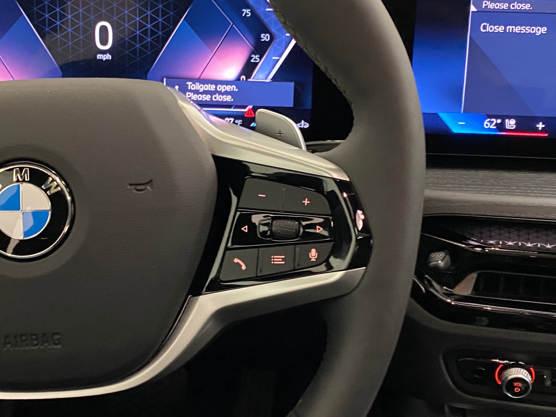 New 2025 BMW 330i xDrive Sedan w/ Convenience Package image 30