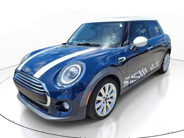 Used 2019 MINI Cooper 4-Door Hardtop w/ Signature Upholstery Package image 4