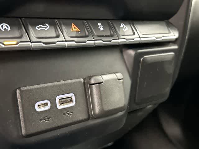 Used 2019 Chevrolet Silverado 1500 LT Trail Boss AWD/4WD image 25