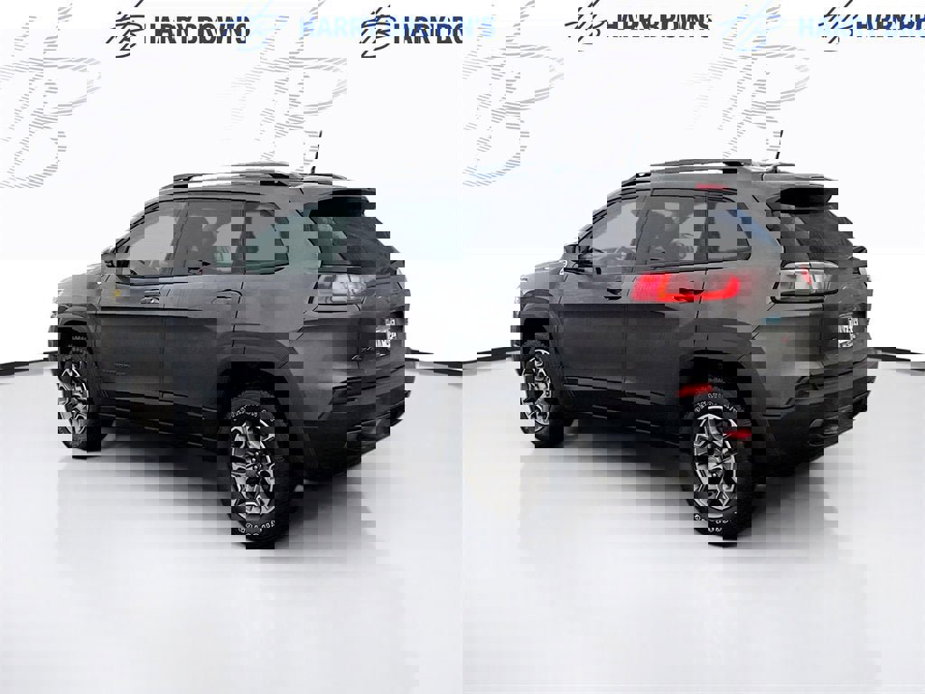 Used 2020 Jeep Cherokee Trailhawk image 2