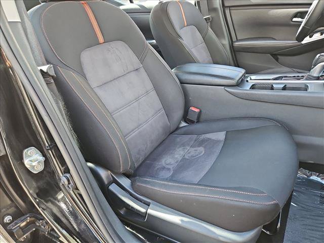 Used 2025 Nissan Sentra SR FWD image 20