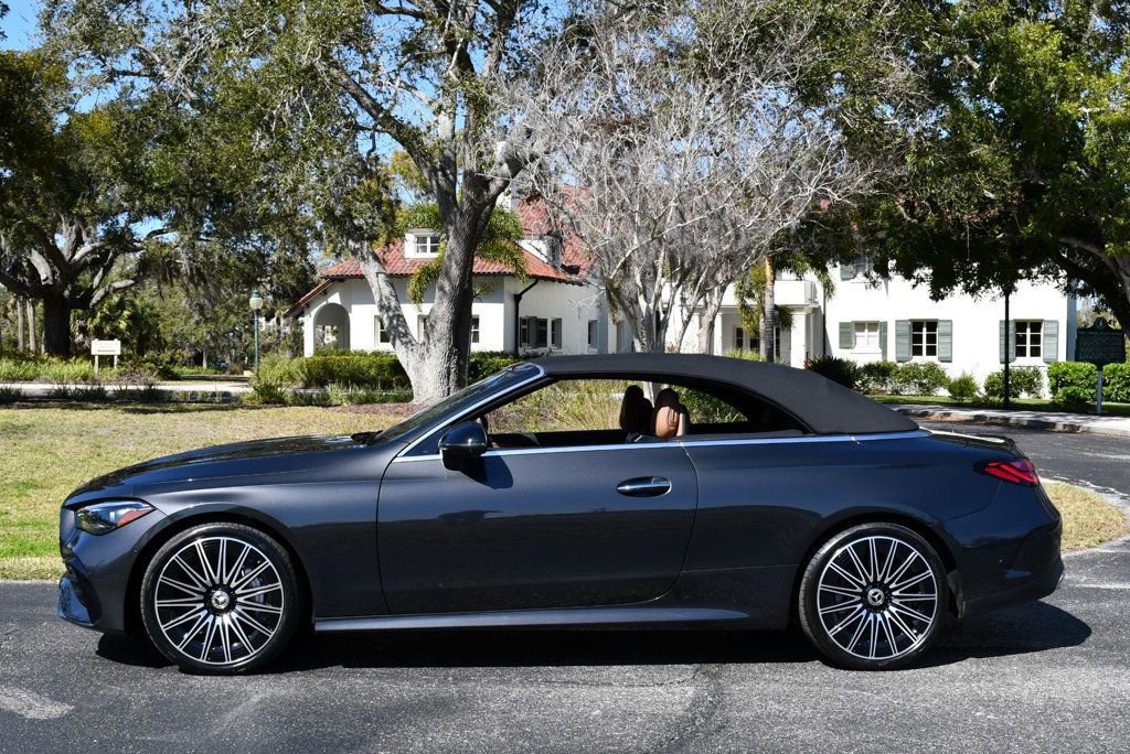 Used 2024 Mercedes-Benz CLE 450 4MATIC Cabriolet image 32