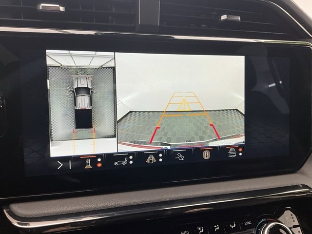 Used 2024 GMC Sierra 2500 AT4 w/ Technology Package image 5