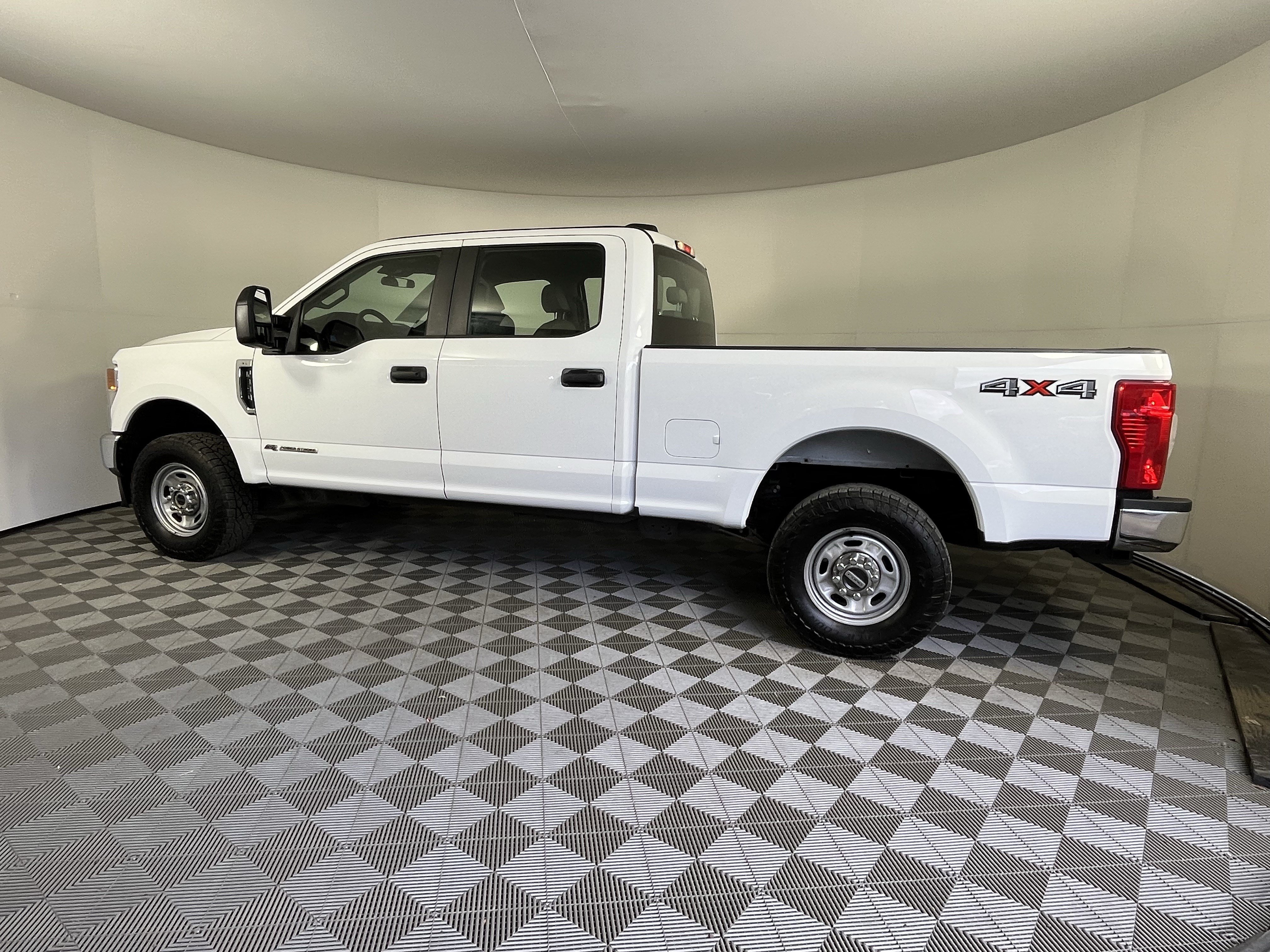 Used 2022 Ford F350 XL w/ XL Value Package AWD/4WD image 2