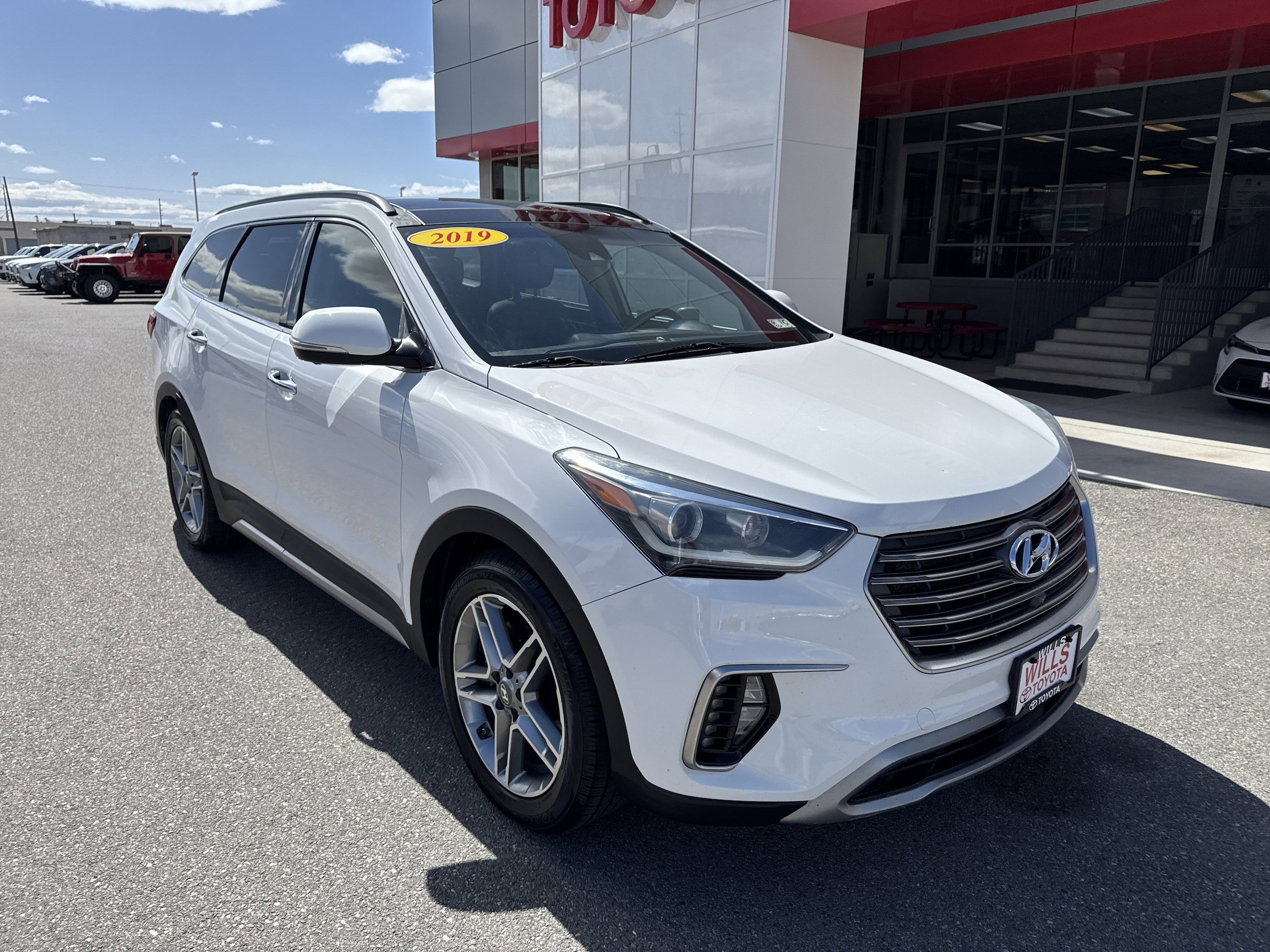 Used 2019 Hyundai Santa Fe XL FWD image 1