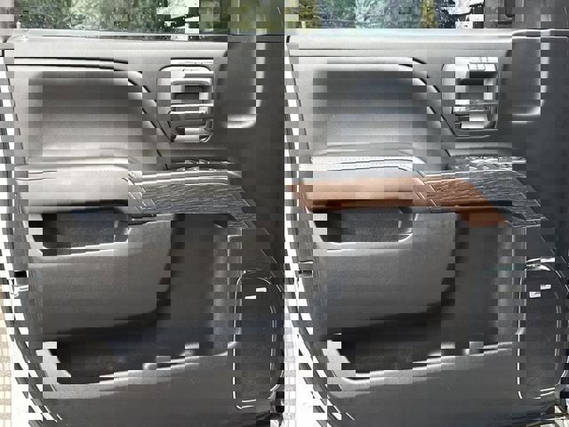 Used 2018 GMC Sierra 3500 Denali w/ Duramax Plus Package image 23