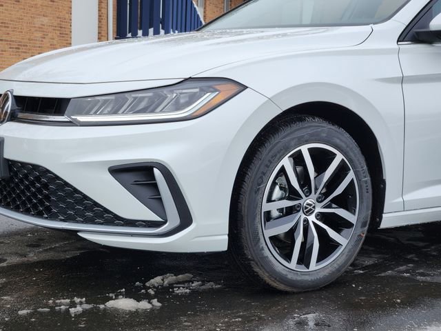 New 2026 Volkswagen Jetta SE image 8