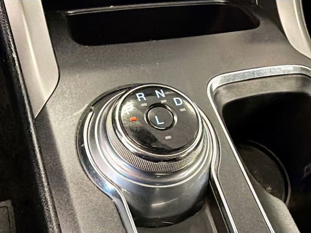 Used 2020 Ford Fusion SEL image 21