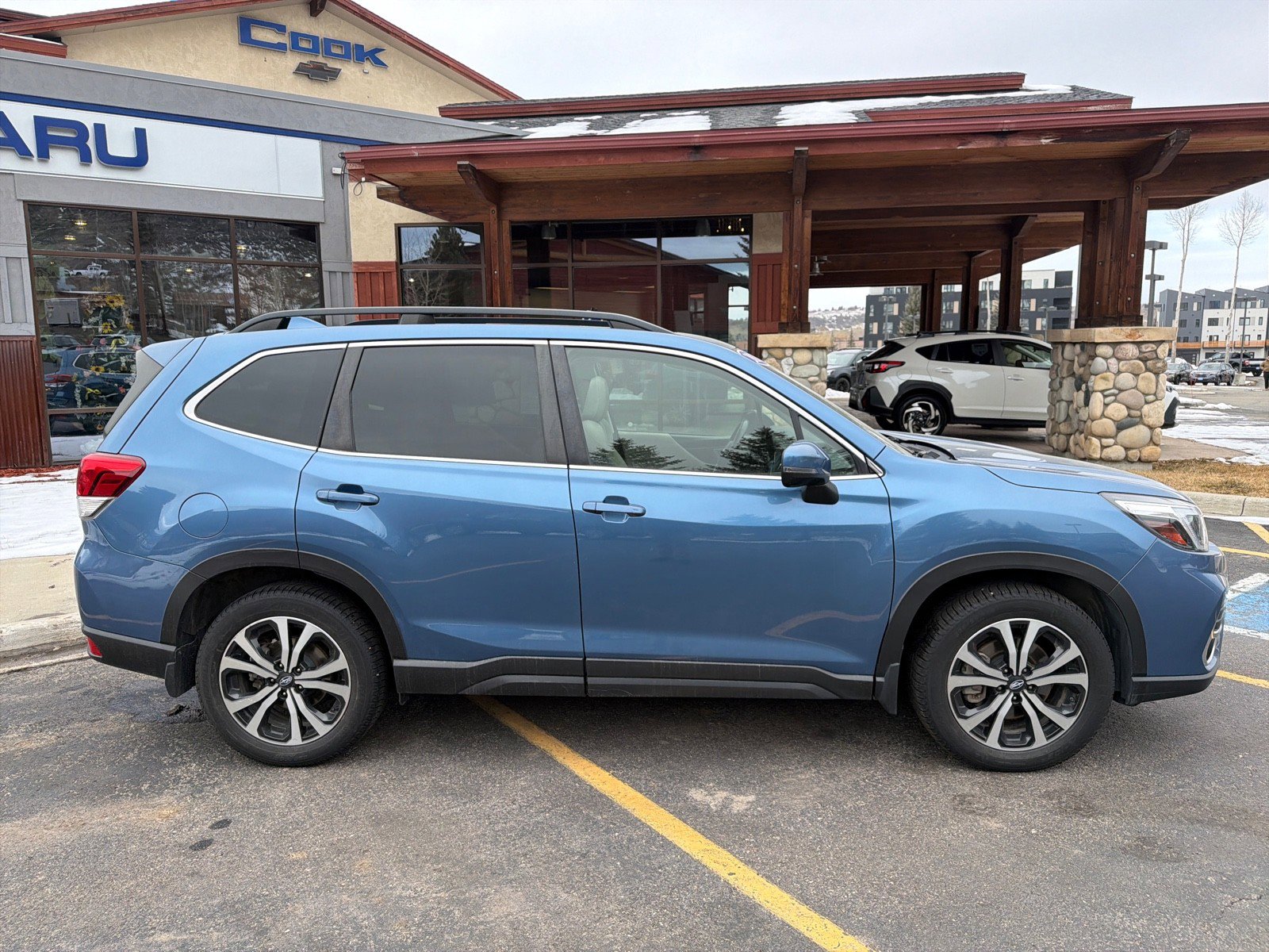 Used 2020 Subaru Forester Limited image 9