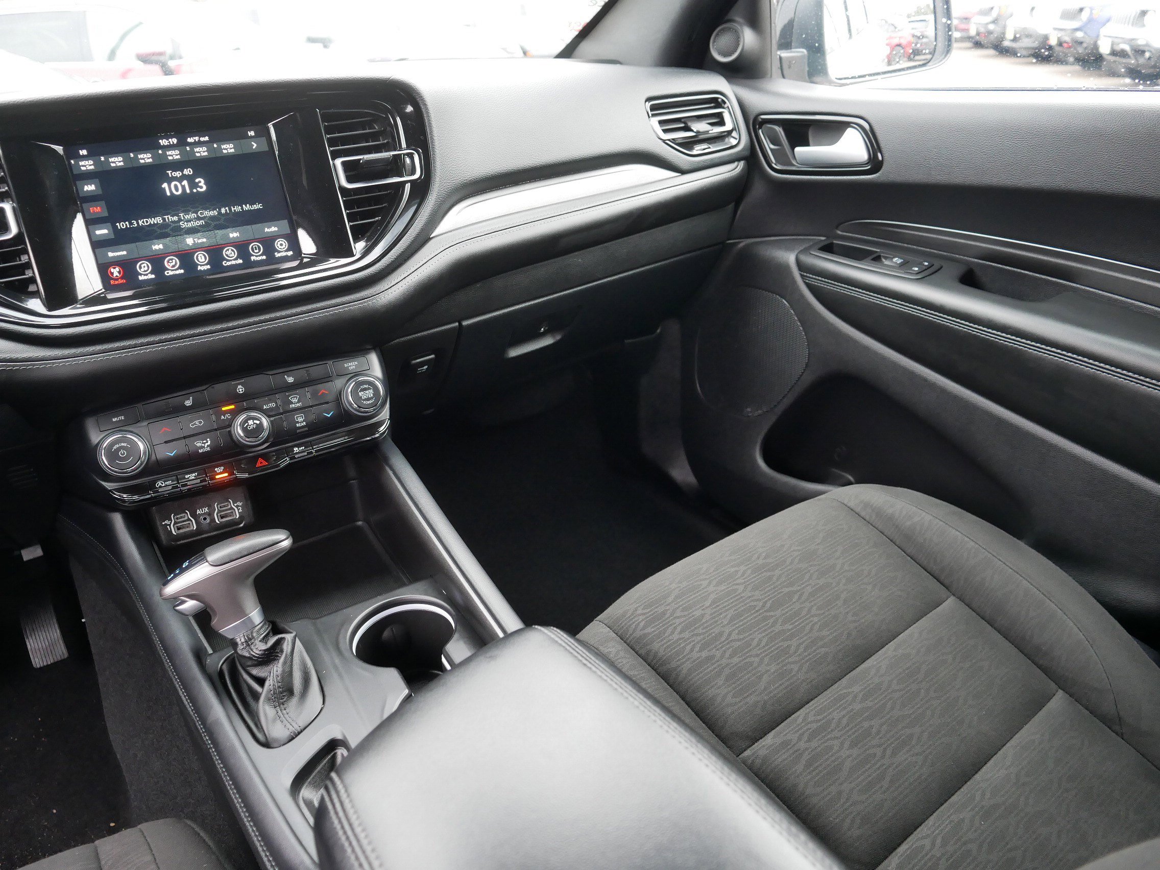 Used 2024 Dodge Durango SXT image 11