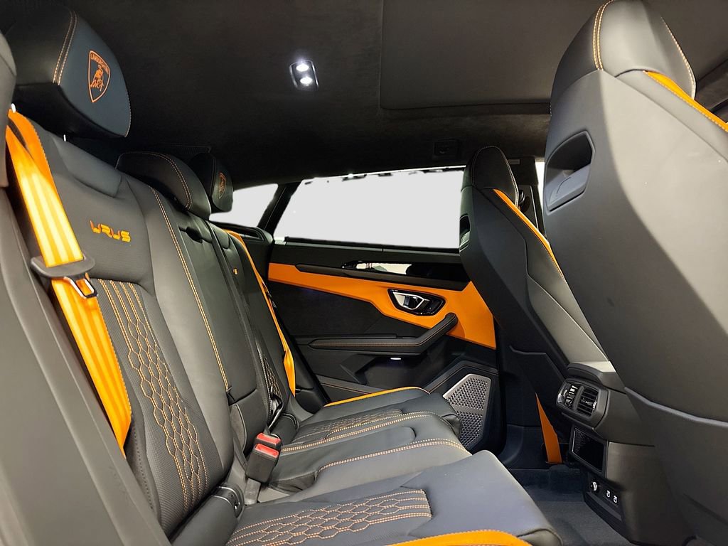 Used 2024 Lamborghini Urus S image 16