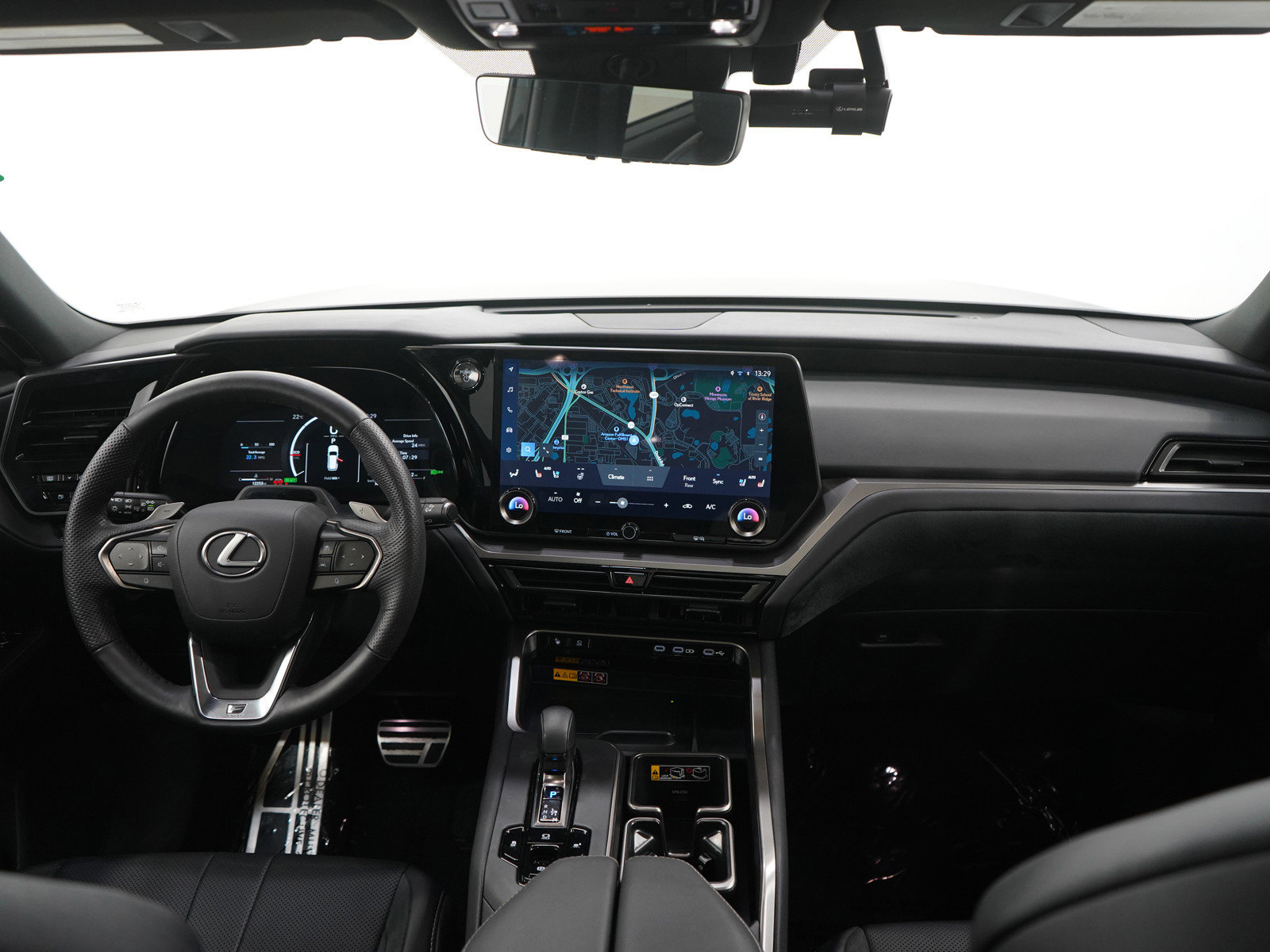 Used 2024 Lexus TX 500h AWD image 14