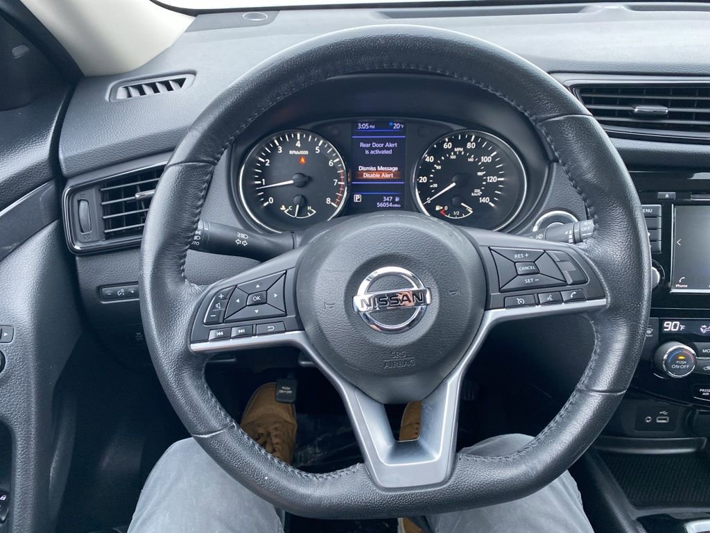 Used 2019 Nissan Rogue SV image 14