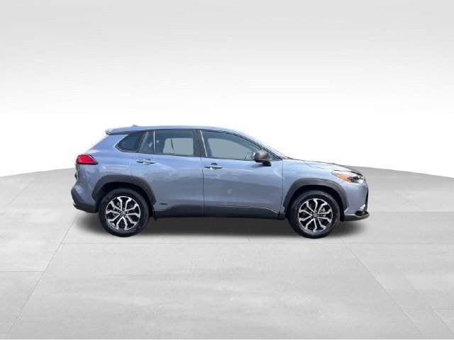 Used 2024 Toyota Corolla Cross AWD Hybrid image 6