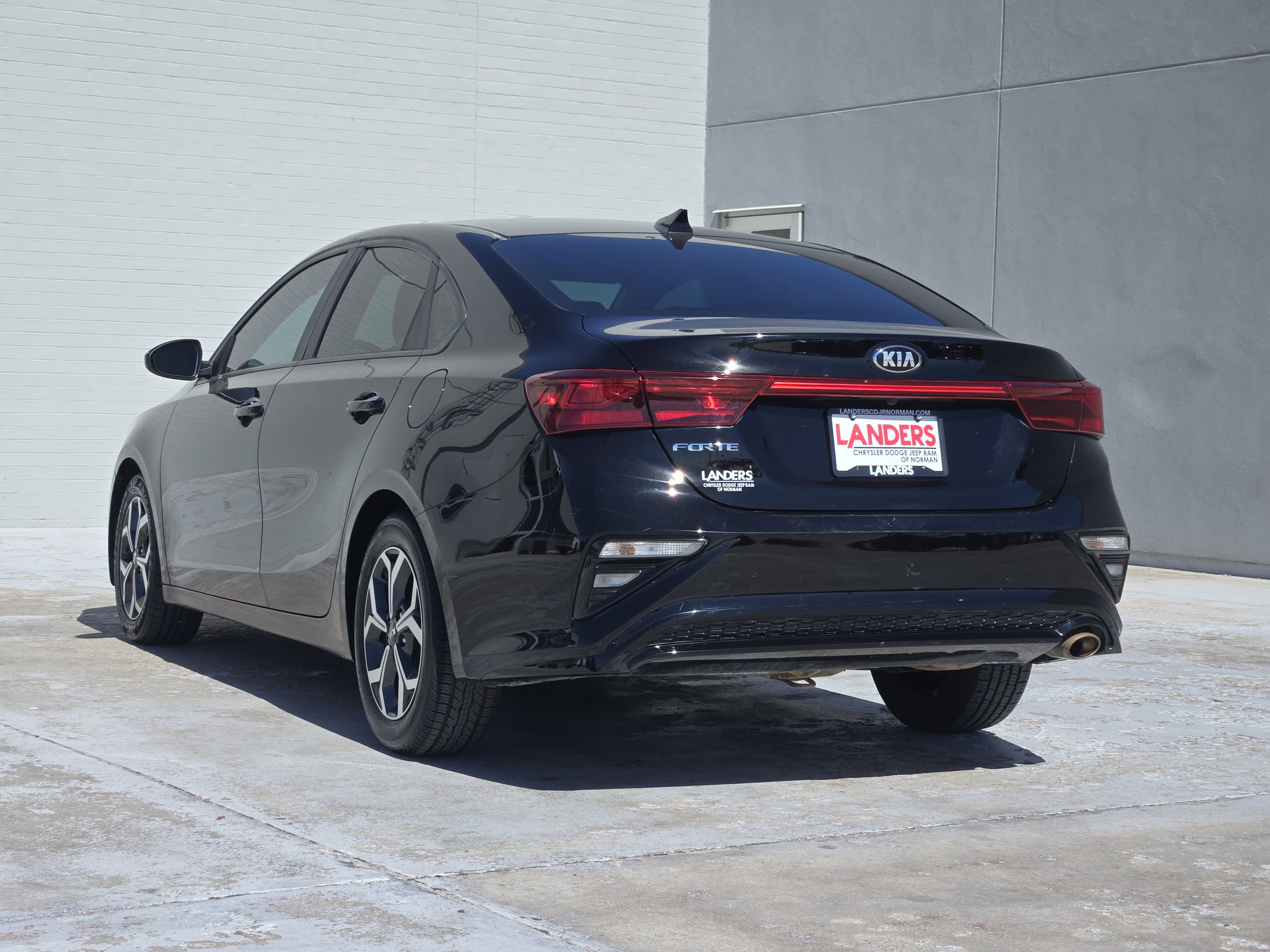 Used 2021 Kia Forte LXS image 6